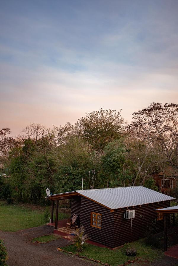Cabanas La Quinta ปูแอร์โตอีกวาซู ภายนอก รูปภาพ